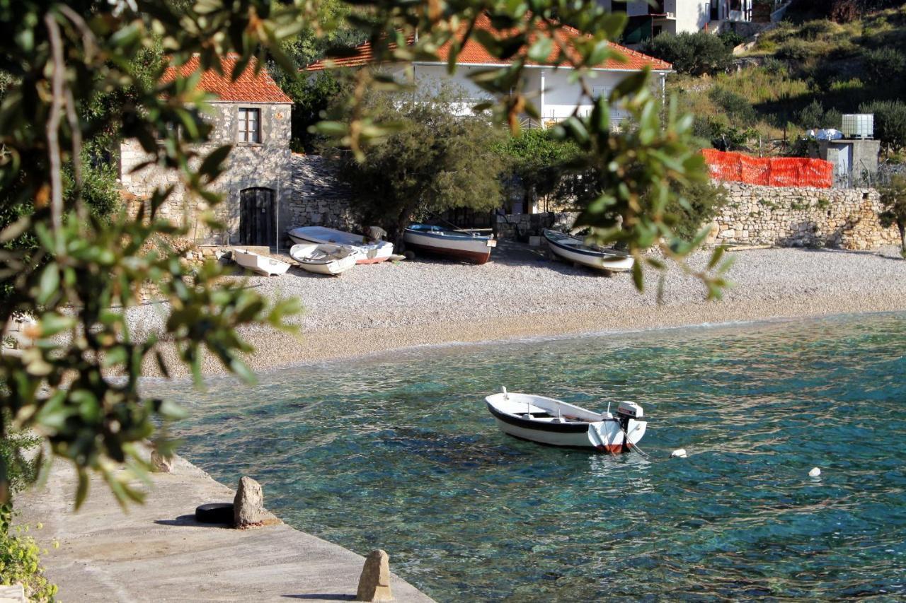 Seaside Secluded Apartments Cove Torac, Hvar - 589 Gdinj Ngoại thất bức ảnh
